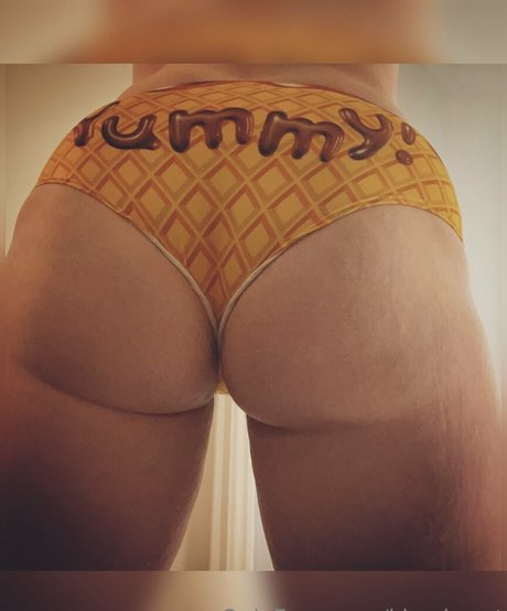 kira heart pornstar pretty picture