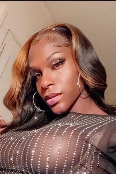 Beckham Bunz art actress photo