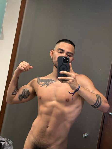 Benji Vega nude star photos