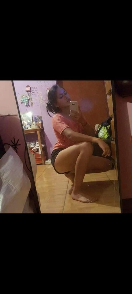 Bellastar25 sexy model image