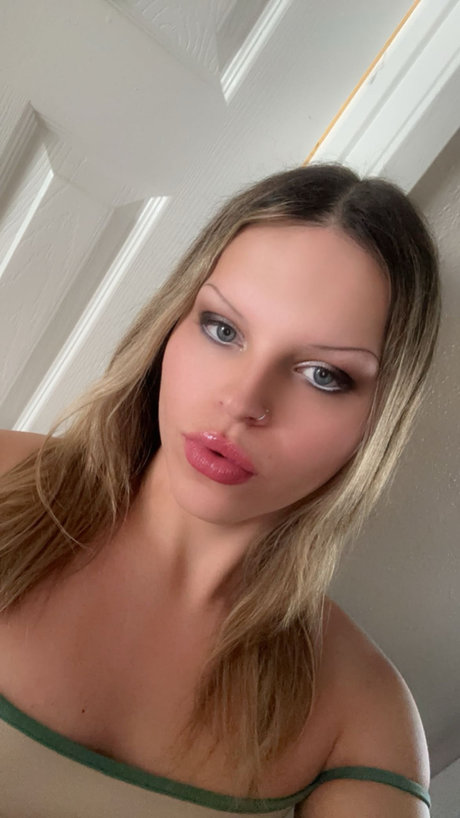 Miki Uchis_ sexy pornstar pictures