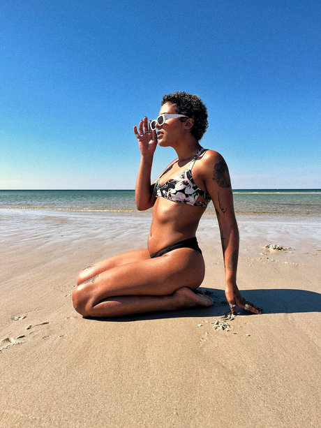 Big Ass Cass adult star photos