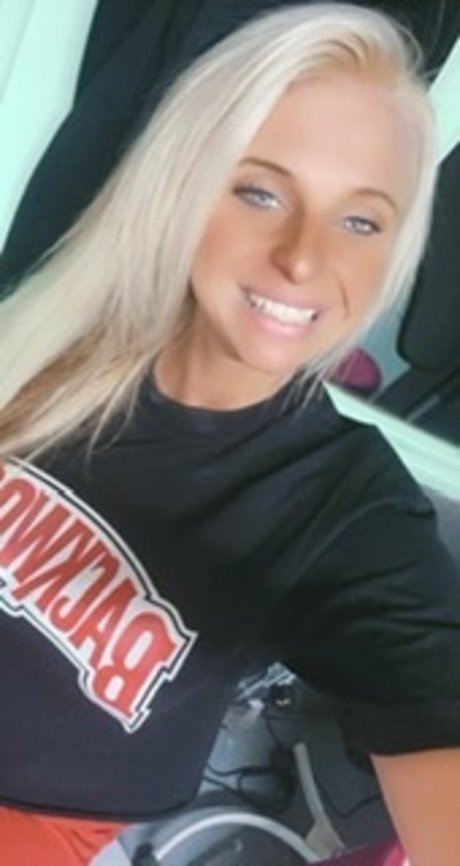 Barbiegirl4U star top archive