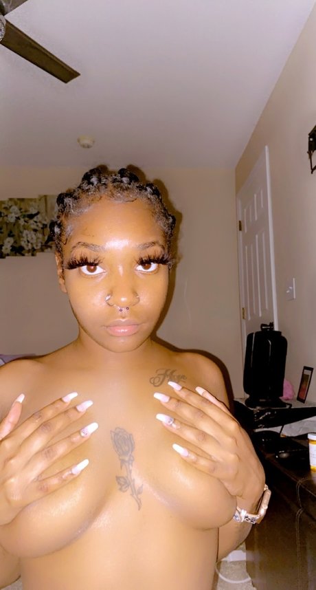 Ms Junie porn star picture