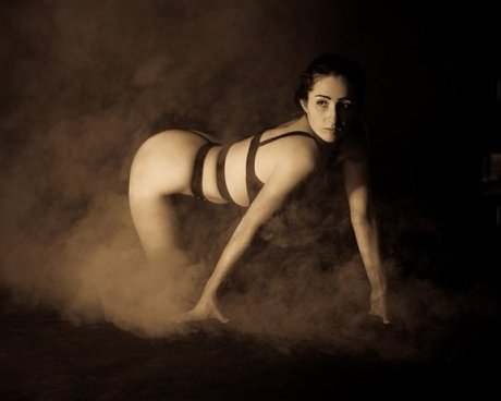 Jellyfishlion model nude pics