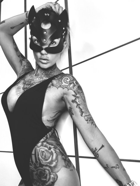 _MissVal2020_ art model pics