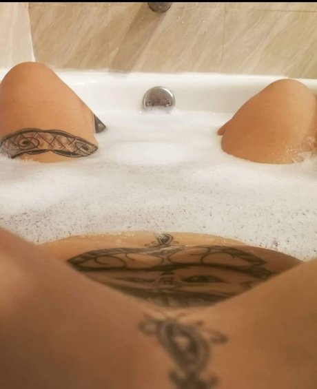 Mishu Cat nice star pictures