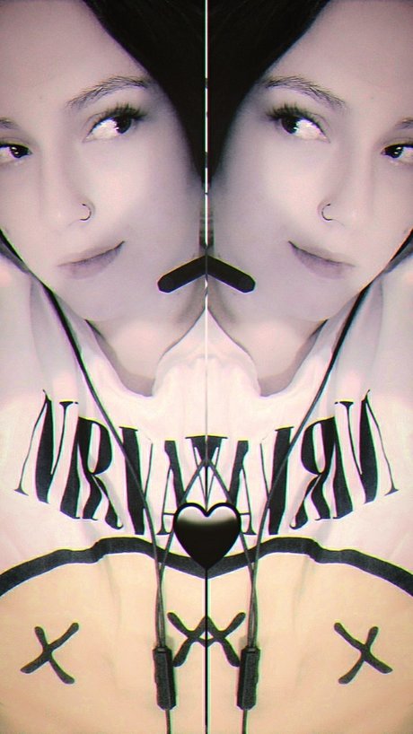 MischiefAddict erotic pornstar image