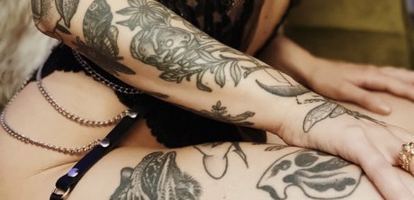 Mirabella DeVille model nudes archive