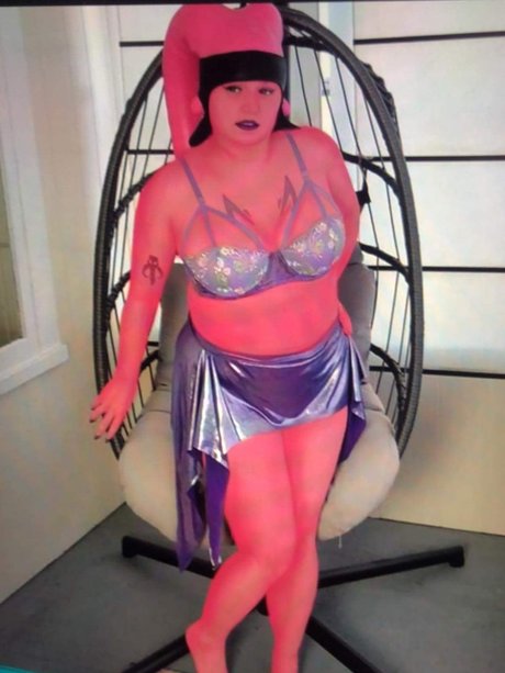 Cecilia Mayweather art model images