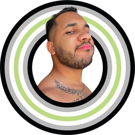 SE STI N model naked pics