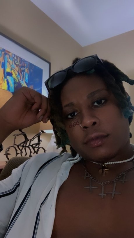 Handsomedevan model nice archive