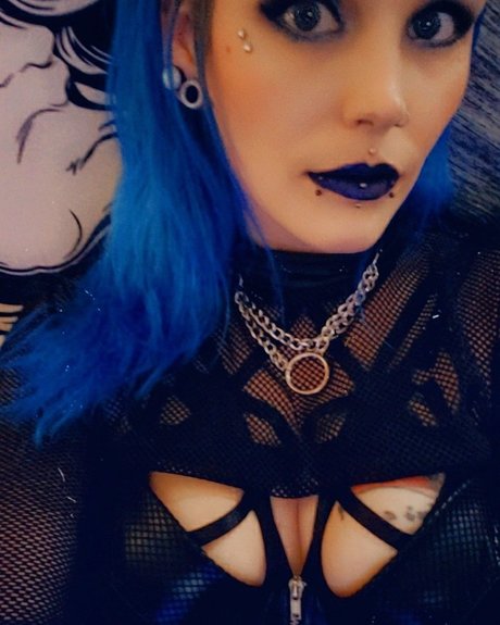 Seven Cat hot pornstar pics