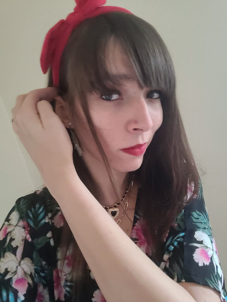 Missthon xxx actress pics