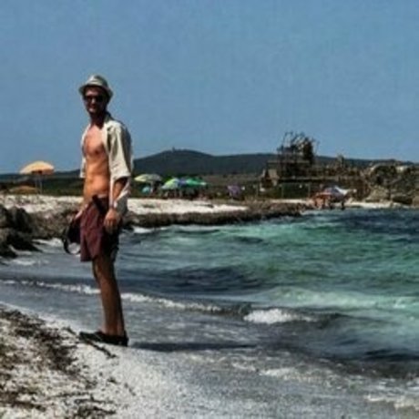 MircoM art star gallery