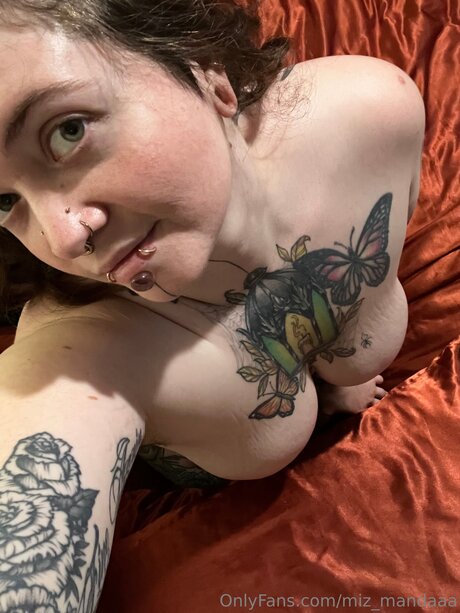 miz mandaaa erotic model picture