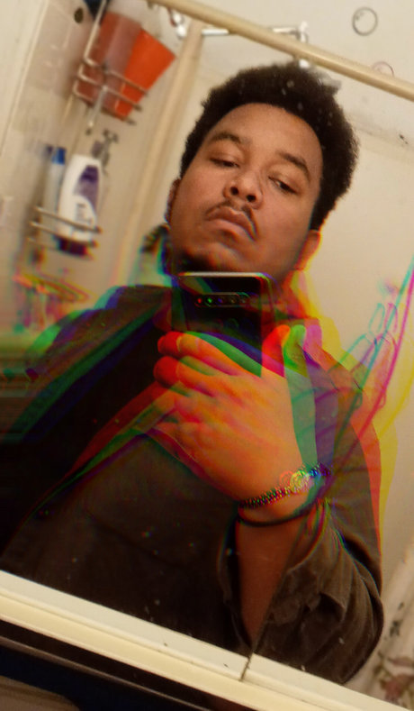 Momo Legoshi actress pics