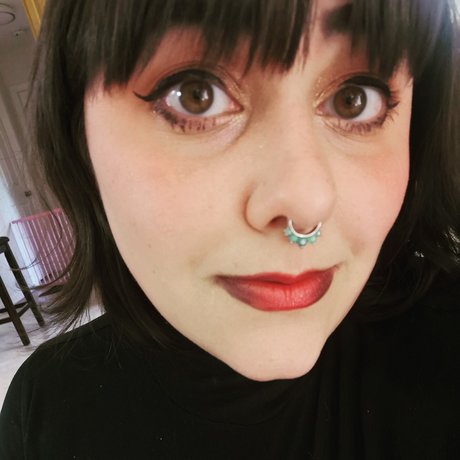 Mother Witch star hot photo