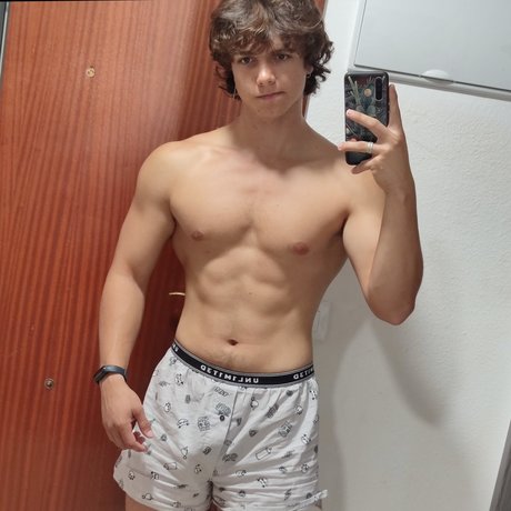 Herakkless adult star image