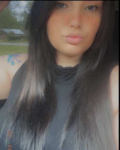 HoneyK pornstar exclusive photo