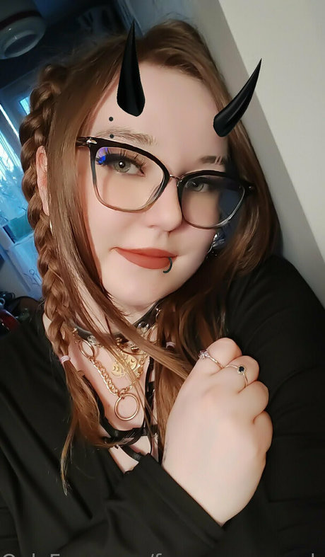 freemumacosplay xxx actress pic