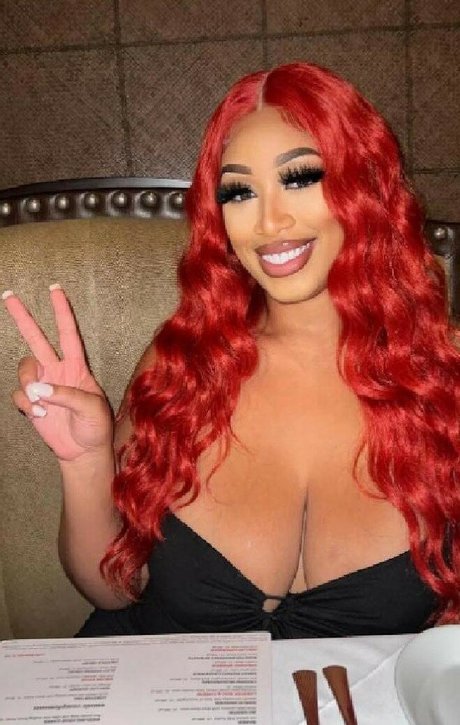 Babyhollywood pornstar adult gallery