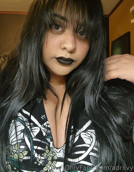 adriivy model art photos