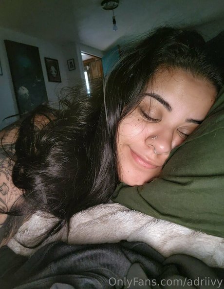 adriivy star nudes photos