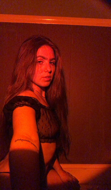 Kelboxo star sexy photos