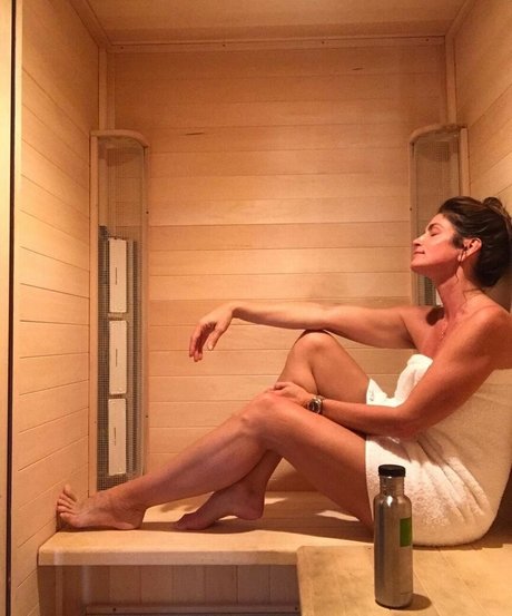 Cindy Crawford beautiful model galleries