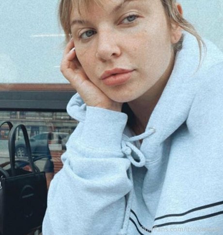 itsivylebelle star adult photos