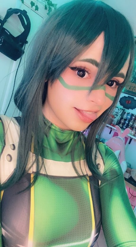 its peachybunnn hot star images