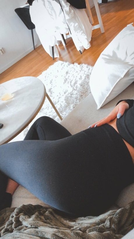 blondibomb pornstar sexy pics