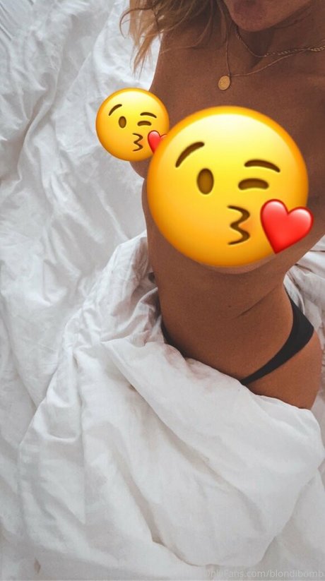 blondibomb star nude pics