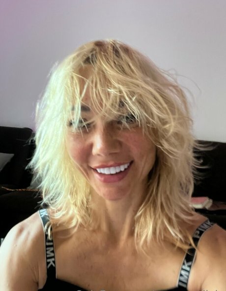 mommydivip exclusive star image