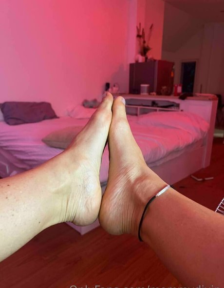 mommydivip erotic pornstar archive