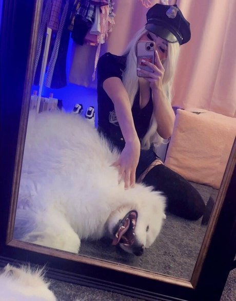 HowToMia free actress archive