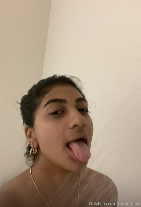 Reddotbitch star top pictures