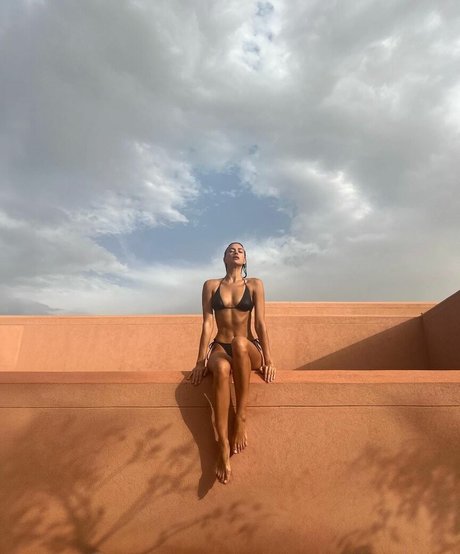 Irina Shayk adult model pics