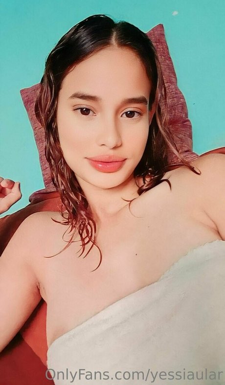 yessiaular model art pictures