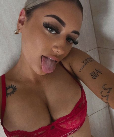 Dakota Kirkby star xxx pictures