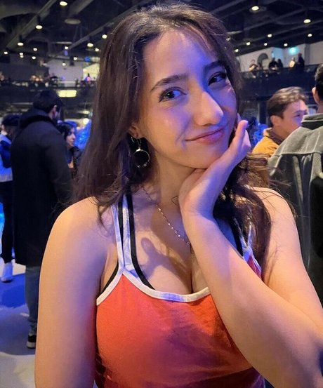 Sabrina Pezeshkian art pornstar img