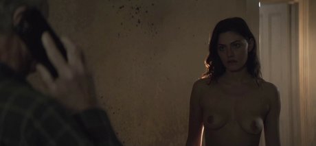 Phoebe Tonkin nudes actress picture