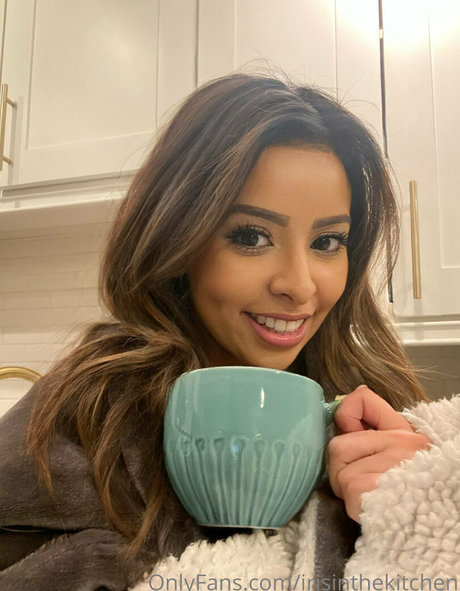 irisinthekitchen best star photo