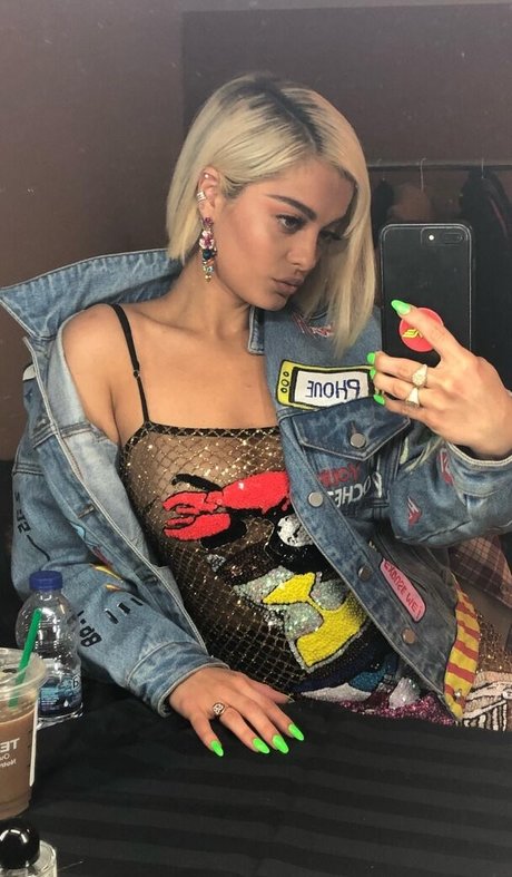 Bebe Rexha pornstar sexy archive