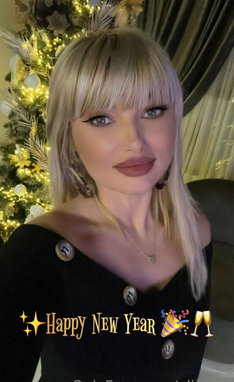 aliessia best actress gallery