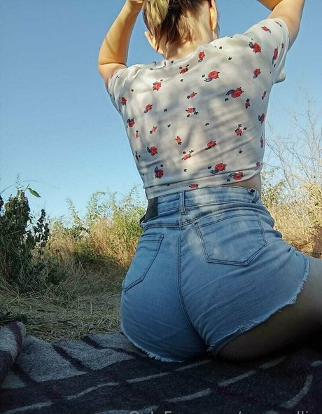 anna ellie pretty model images