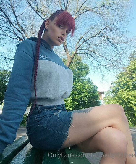 tattoedgirl1free star nudes pics