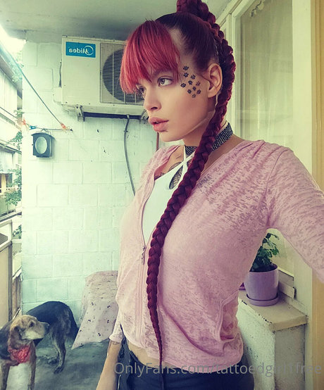 tattoedgirl1free naked pornstar image