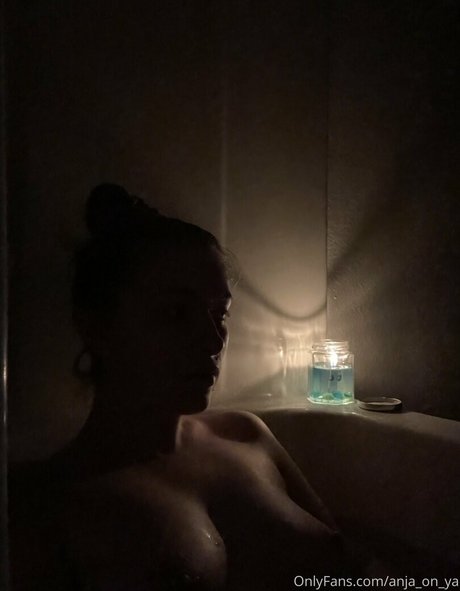 anja on ya model beautiful picture